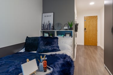 Skyline En Suite - Image 2